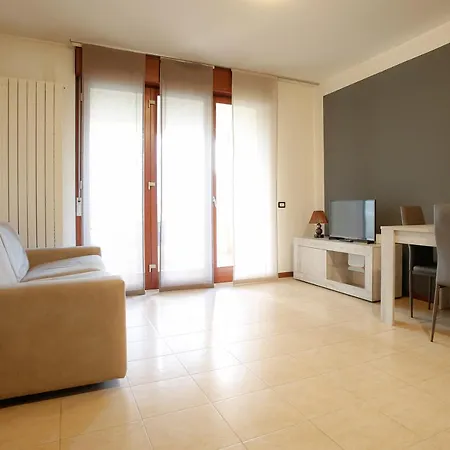 House 78 - Royal Welcome Verona